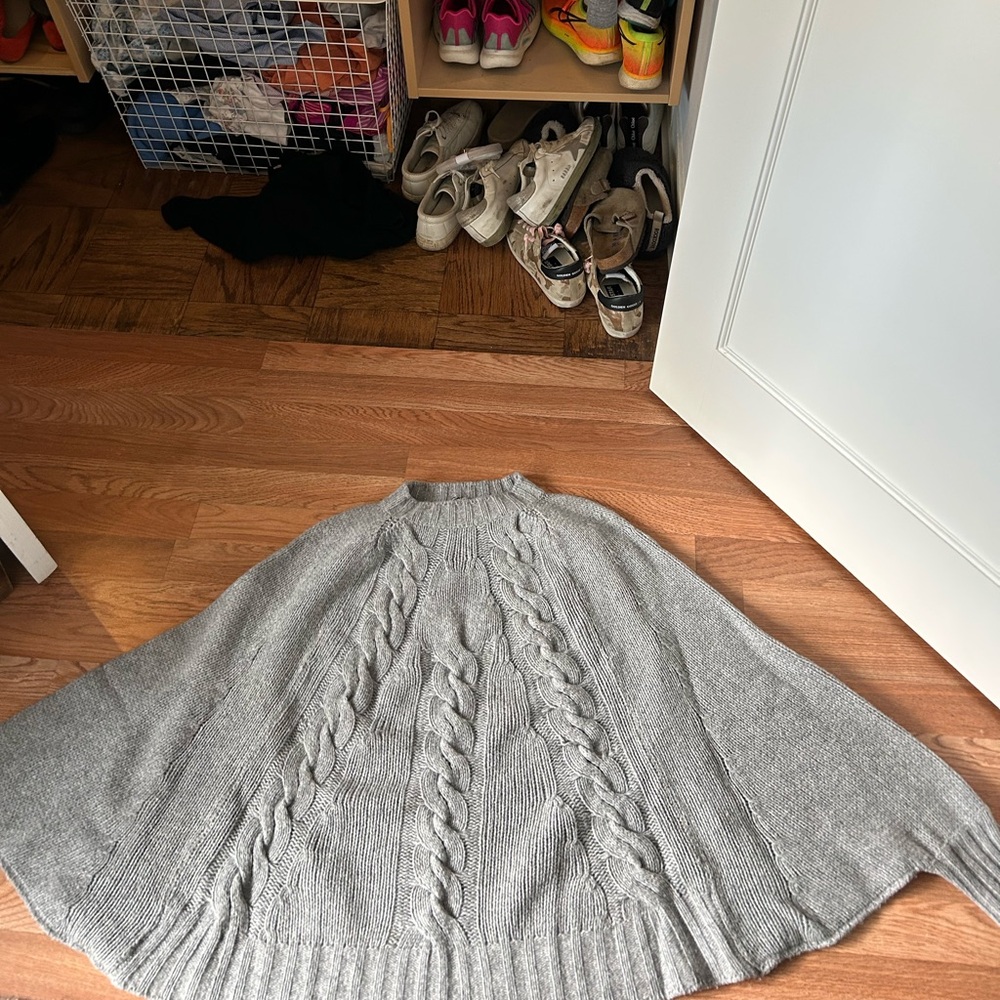 Isabella Oliver Light Gray Cable Knit Turtleneck Sweater